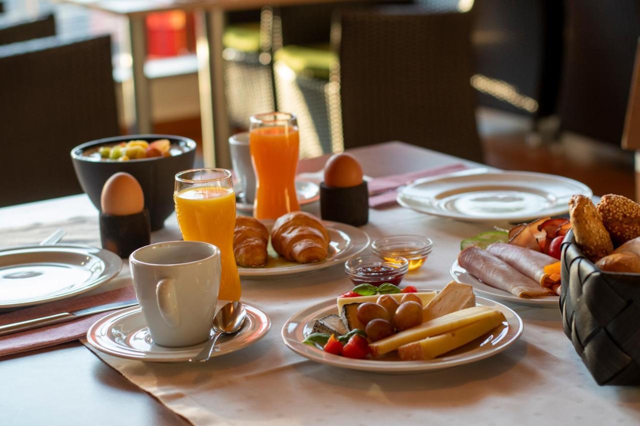 Vitalhotel Quellengarten - Bed & Breakfast Lingenau Exterior photo